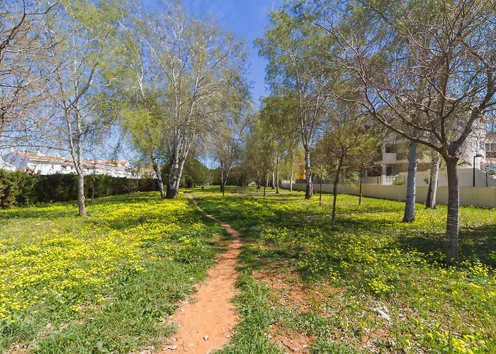 El De Adela Denia