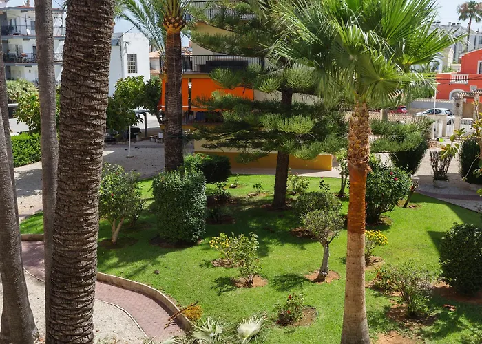 El De Adela *